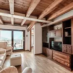 Como Sweet Life Apartment By Quokka 360 - Attic Flat